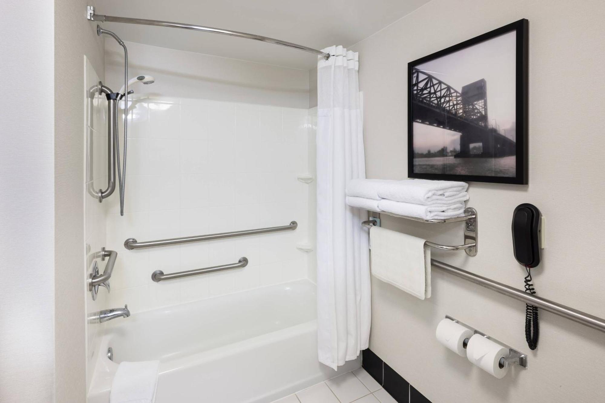 Fairfield Inn & Suites Wilmington Wrightsville Beach Екстериор снимка