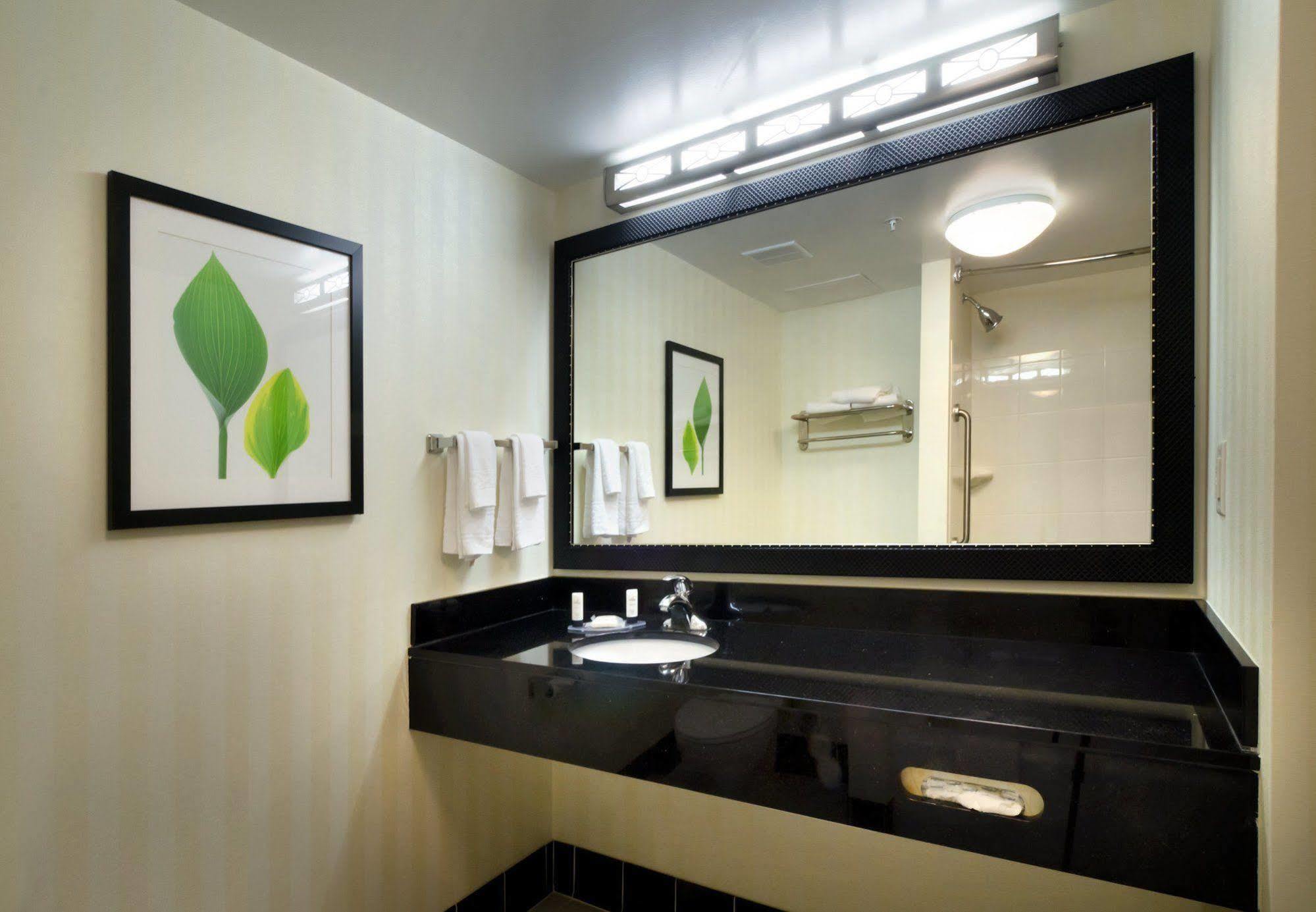 Fairfield Inn & Suites Wilmington Wrightsville Beach Екстериор снимка